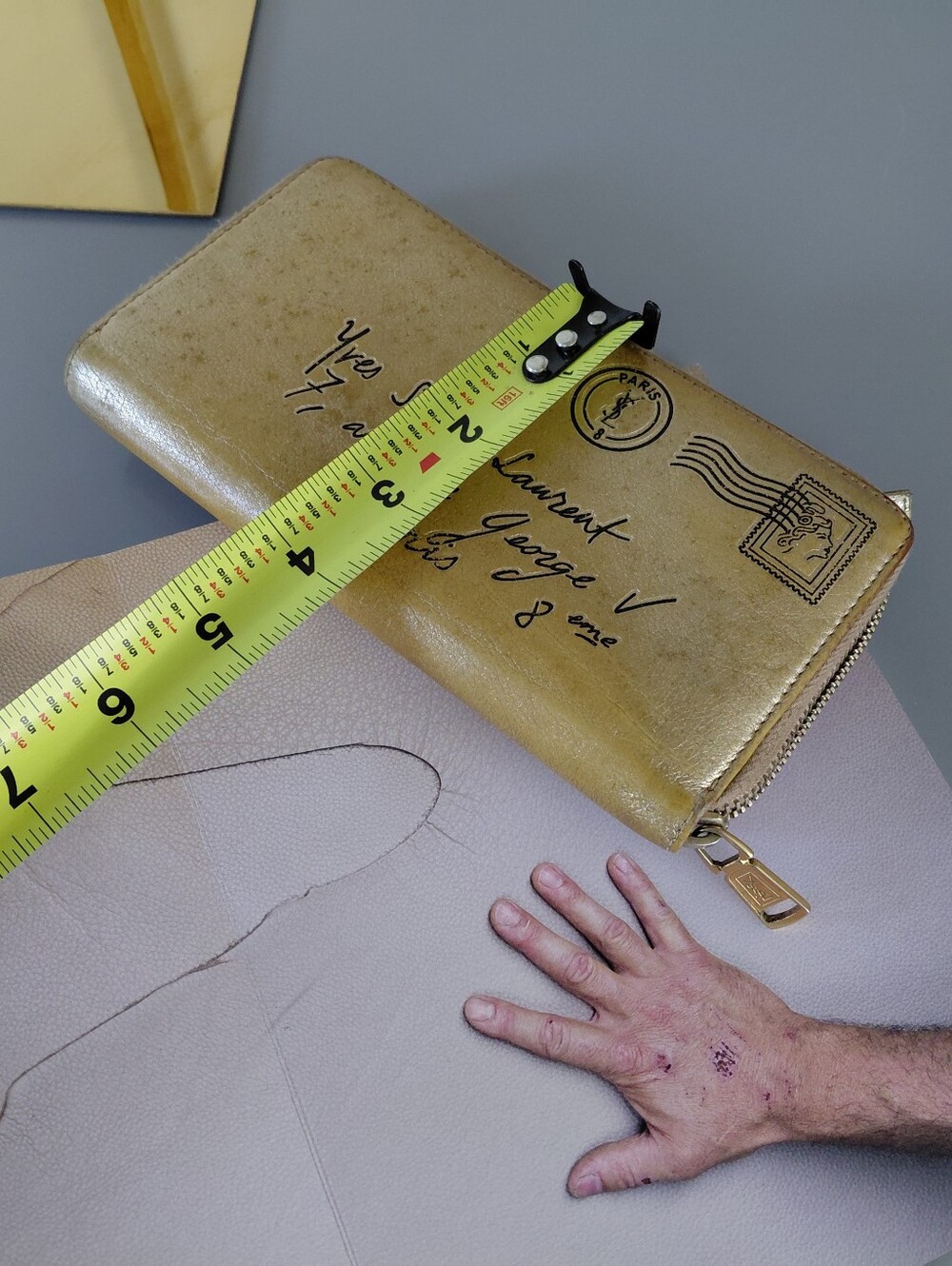 Yves Saint Laurent Metallic Gold Wallet - Picture 7 of 10